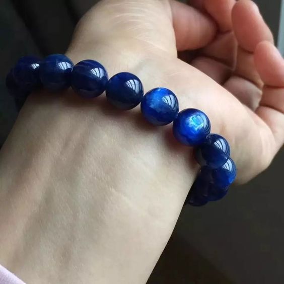 Kyanite Round Beads Stretch Bracelet