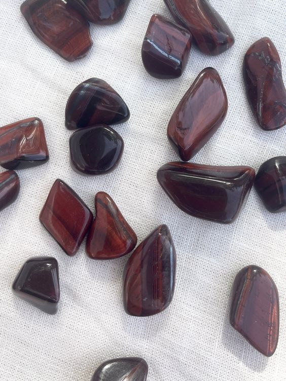 Natural Red Tiger Eye stone